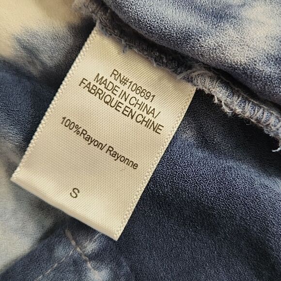 🔹️Young Fabulous & Broke Blue Tie Dye Rayon Tied Front Top Small - Picture 11 of 12
